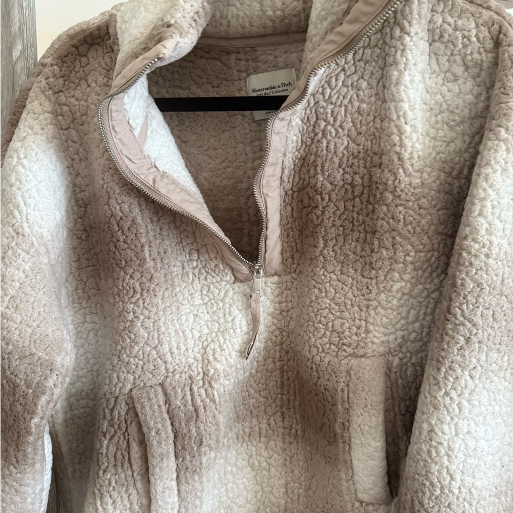 Abercrombie & Fitch Quarter Zip